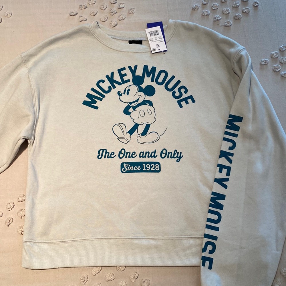 Woman’s Mickey Mouse crewneck sweatshirt